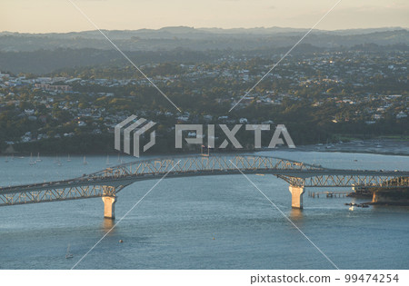 Auckland Harbour Bridge is an eight-lane box truss motorway bridge over the Waitemata Harbour, North Island, Auckland. Auckland Harbour Bridge is an eight-lane box truss motorway bridge over the Waitemata Harbour, North Island, Auckland. 99474254