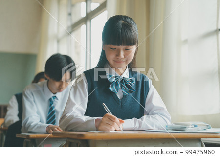 初中生 中學生 國中生 99475960