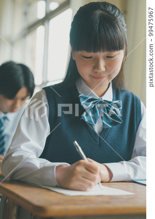 初中生 中學生 國中生 99475967