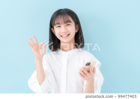 女孩智能手機好 99477403