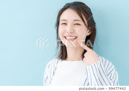 Dental care teeth beauty women Dental care teeth beauty women 99477442