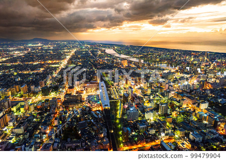 新潟市夜景鳥瞰圖 新潟市夜景鳥瞰圖 99479904