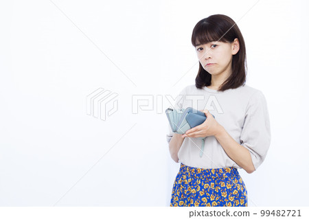 生活費困難的三十多歲家庭主婦 99482721