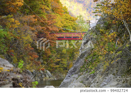 "Futami Suspension Bridge" and autumn leaves in Jozankei, Hokkaido "Futami Suspension Bridge" and autumn leaves in Jozankei, Hokkaido 99482724