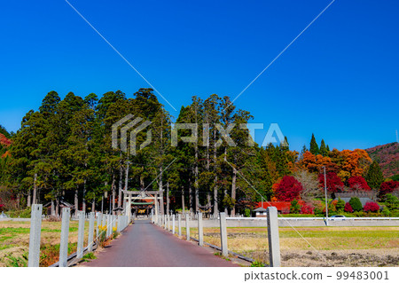 Kameyama Hachiman Shrine (Kitahiroshima Town) 99483001