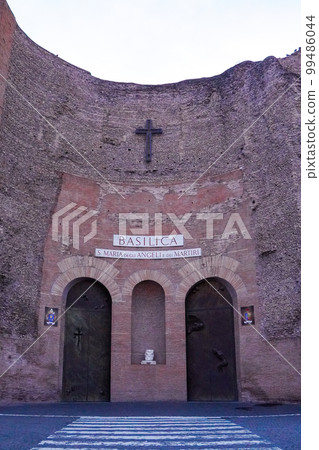 Basilica of Santa Maria Dellangeli e dei Martiri in Rome designed by Michelangelo 99486044