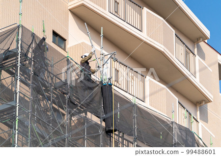Construction site wedge scaffolding scaffolding dismantling craftsman Construction site wedge scaffolding scaffolding dismantling craftsman 99488601