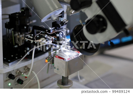 thermosonic ball bonding machine for gold wire thermosonic ball bonding machine for gold wire 99489124