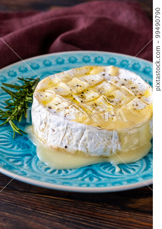 Baked Camembert Cheese Baked Camembert Cheese 99490790