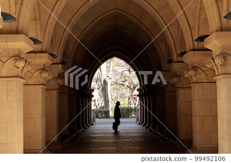 <東京>東京大學 <東京>東京大學 99492106