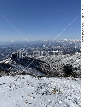 sunny winter scenery sunny winter scenery 99492178