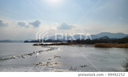 冬天的二水里午後風景 冬天的二水里午後風景 99492252