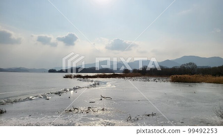 冬天的二水里午後風景 冬天的二水里午後風景 99492253