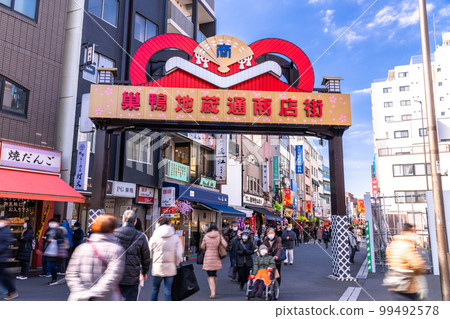 《Tokyo》Sugamo Jizo-dori Shopping Street/Grandma's Harajuku 99492578