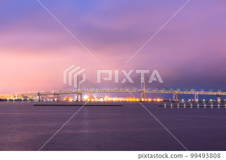 《神奈川縣》橫濱海灣大橋/黎明之前 99493808