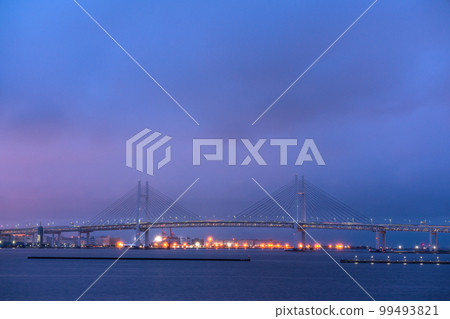 《神奈川縣》橫濱海灣大橋/黎明之前 99493821