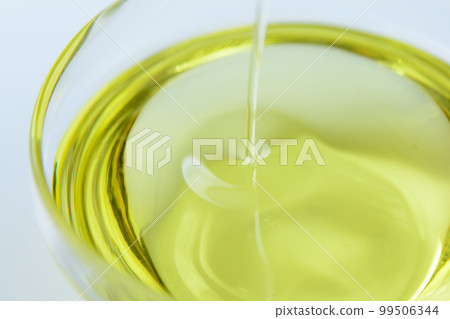 aroma massage oil 99506344