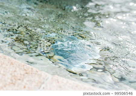 Hot spring/bath water, water surface/water surface 99506546