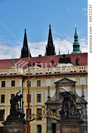 Prague castle building Prague castle building 99515137