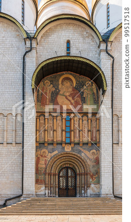 Main gate entrance into the Cathedral of the Assumption in the Kremlin. 99517518