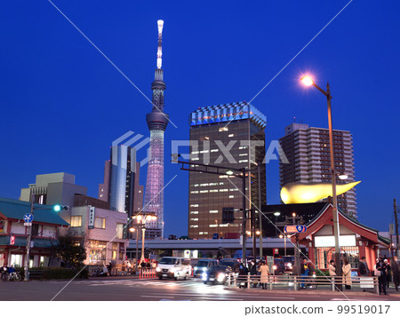 淺草,吾妻橋十字路口,東京 淺草,吾妻橋十字路口,東京 99519017