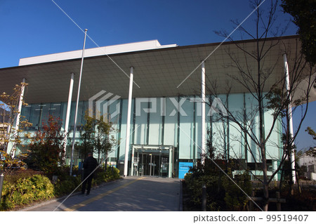 北九州小倉南圖書館 99519407