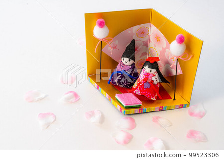 [Photography material] Dolls [Seasonal material] 99523306