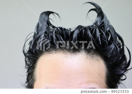 Japanese man in shampoo Japanese man in shampoo 99523333