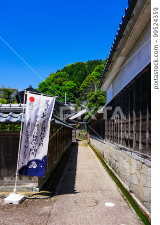 面向敦賀灣的北前船停靠港（福井縣南越前町） 99524359