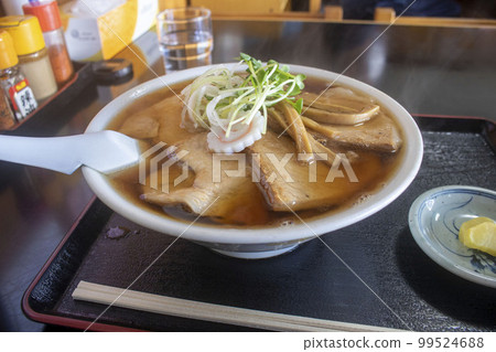 叉燒拉麵 99524688