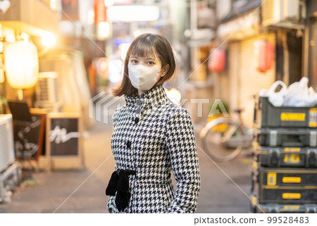 面具的女人 面具的女人 99528483