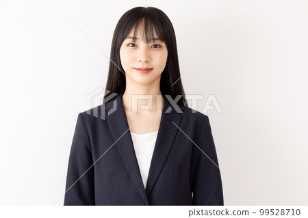 看前面的女商人 99528710