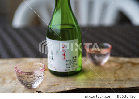 Sake and sake cup 99530456