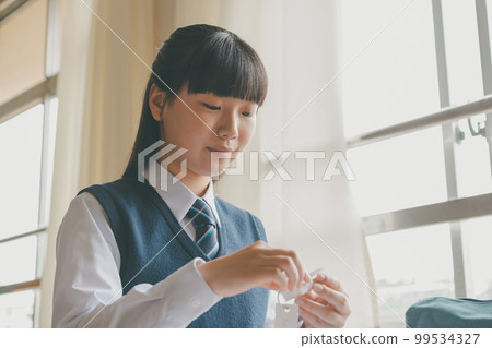 初中生 中學生 國中生 99534327