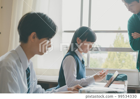 初中生 中學生 國中生 99534330