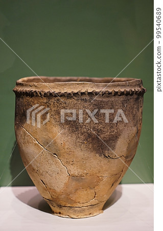 雕刻帶狀陶器 雕刻帶狀陶器 99540689