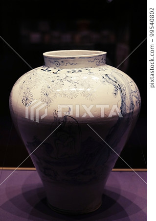 landscape portrait pattern pot landscape portrait pattern pot 99540802