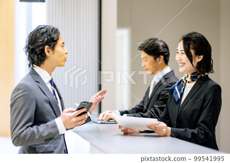 Young woman at the hotel Photographing cooperation: LINK FOREST 99541995