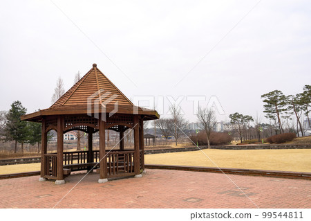 Yeosu Yeogang-gil Riverside Amusement Park Yeoju-si Gyeonggi-do 99544811