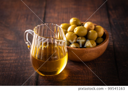 Olive oil Olive oil 99545163
