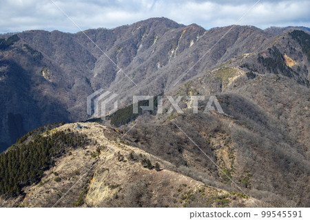從東丹澤山之頂[神奈川縣]表嶺和Mt. Tonodake [冬季] 99545591