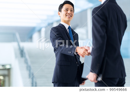 Handshake business negotiation business businessman office meeting conference 99549666