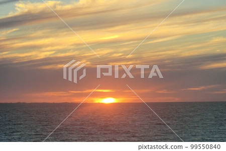 Coast near Perth (October, sunset) 99550840