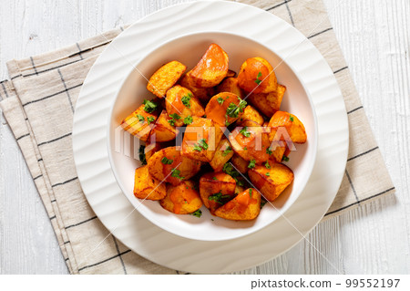 patatas bravas, deep fried potatoes with sauce 99552197