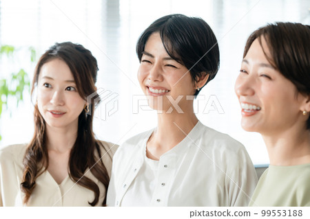 Business person 3 females Business person 3 females 99553188