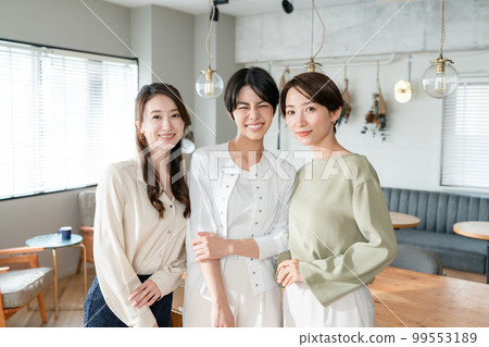 Business person 3 females Business person 3 females 99553189