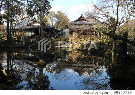 京都市東山區天珠庵、蹴上站、京都市營地鐵、庭園、東西線、琵琶湖運河、禦朱院、枯山水庭園、枯山水 99553786