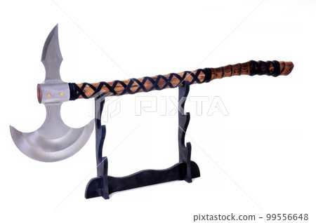 Double blade battle axe Isolated over white 99556648