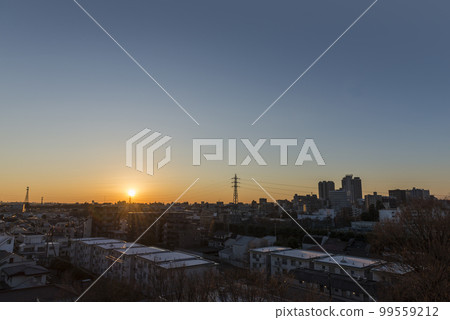 Sunrise, morning in a residential area, early morning, sunrise, sunrise, sun 99559212