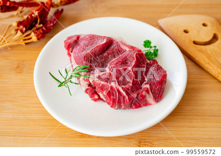 Cooking Ingredients Beef Shank 99559572